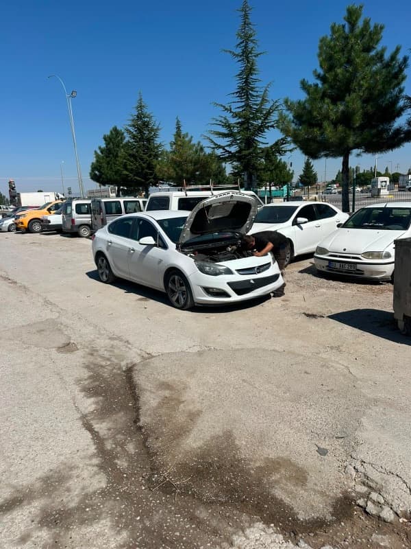 Zorlu Otomativ Oto Tamir - Fotoğraf 13