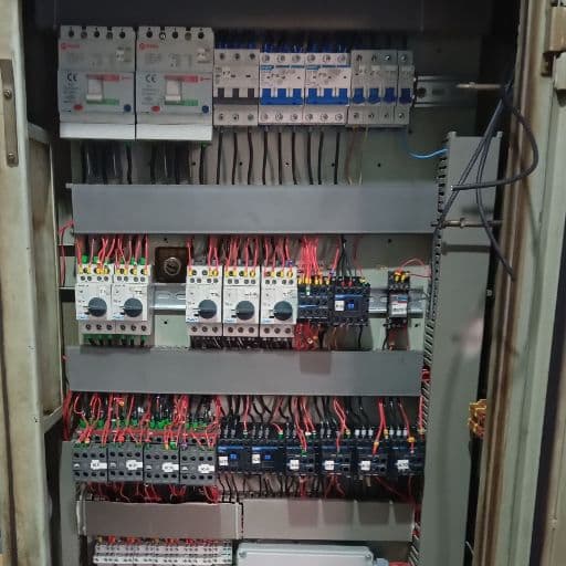 Elektrikçi İsmet